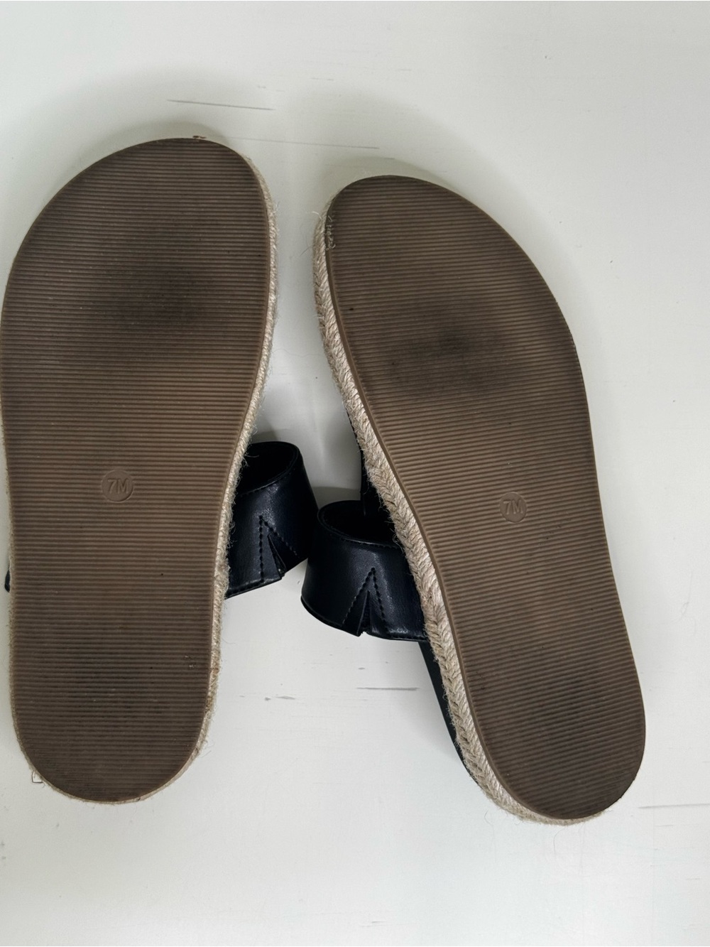 Joie Black Women's Jute-Trim Toe-Post Sandals - Picture 7 of 13
